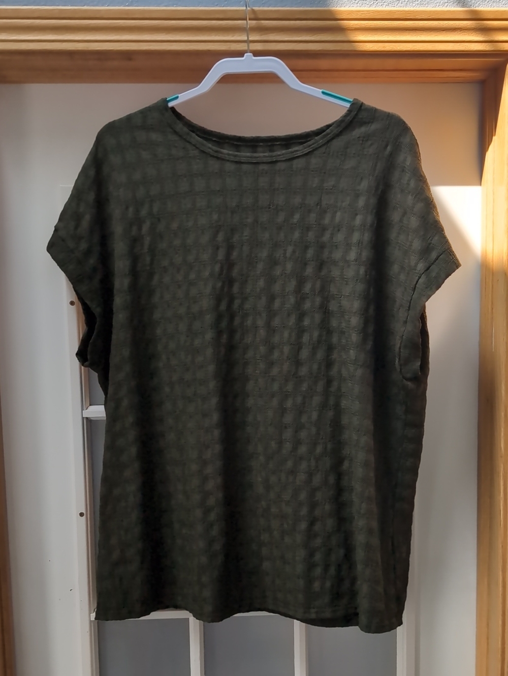 SHEIN Olive Green Textured Short Sleeve Tunic